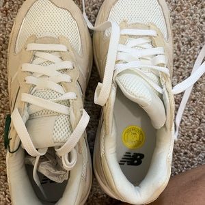 New balance shoes